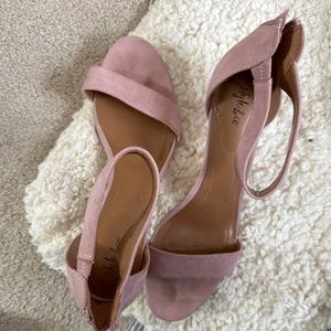 Dress shoes